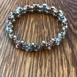 🌹Charming Charlie’s rose bracelet🌹